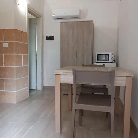 Torre Sul Mare 3* ウジェント