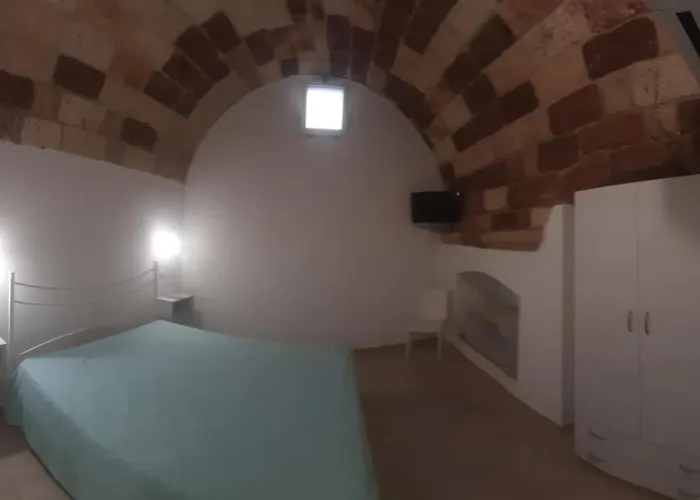 Torre Sul Mare 招待所 3*